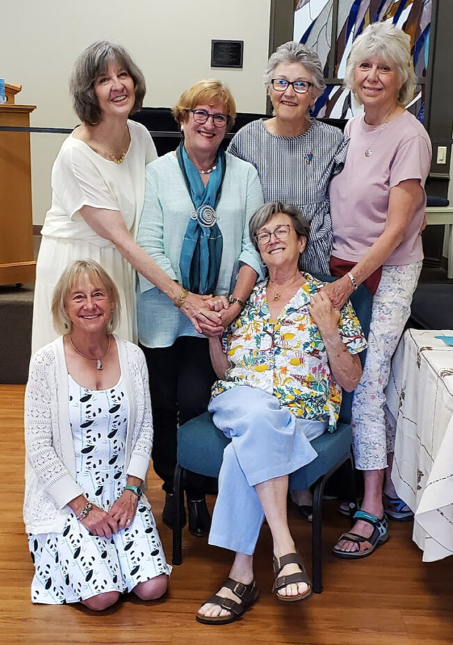 25_440641353sallyjobuttonlivingwake Bulletin